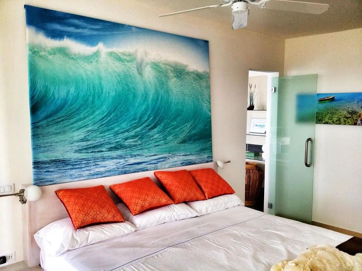 Stunning 2 Brm Designer View Condo In Maho Lowlands