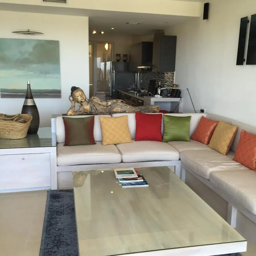 Stunning 2 Brm Designer View Condo In Maho Lowlands Apartment