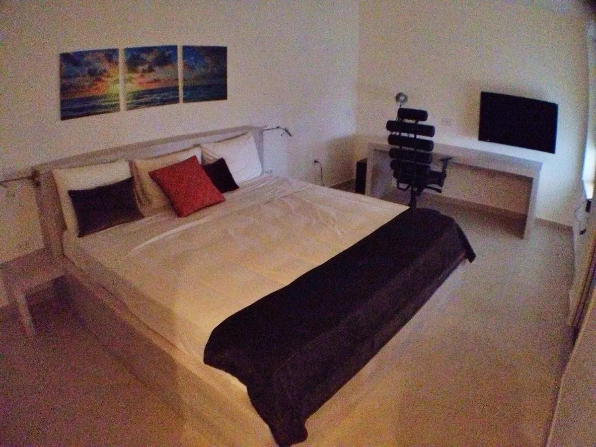 Stunning 2 Brm Designer View Condo In Maho Lowlands 0*,  Sint Maarten/Saint Martin